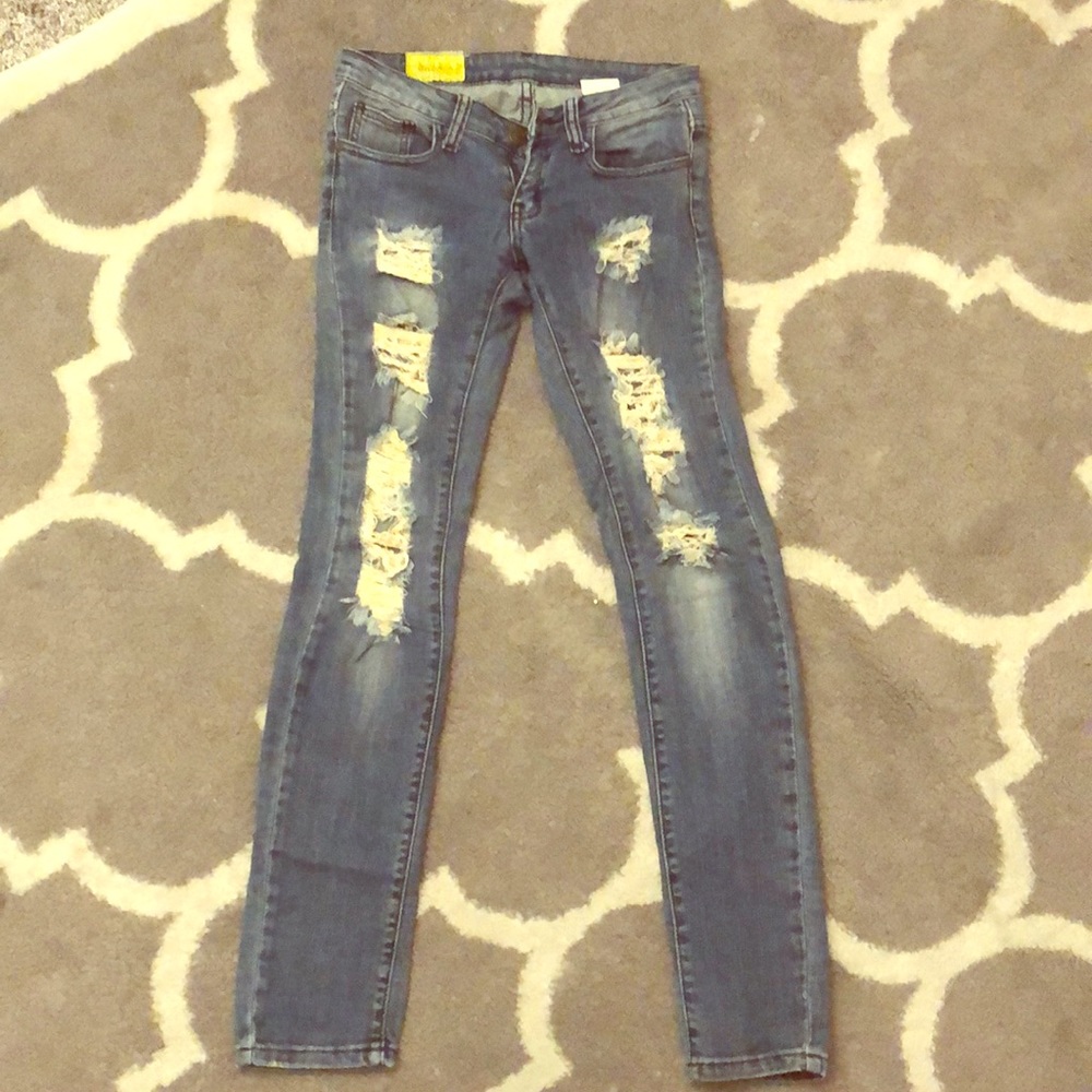 Distressed Skinny Jeans